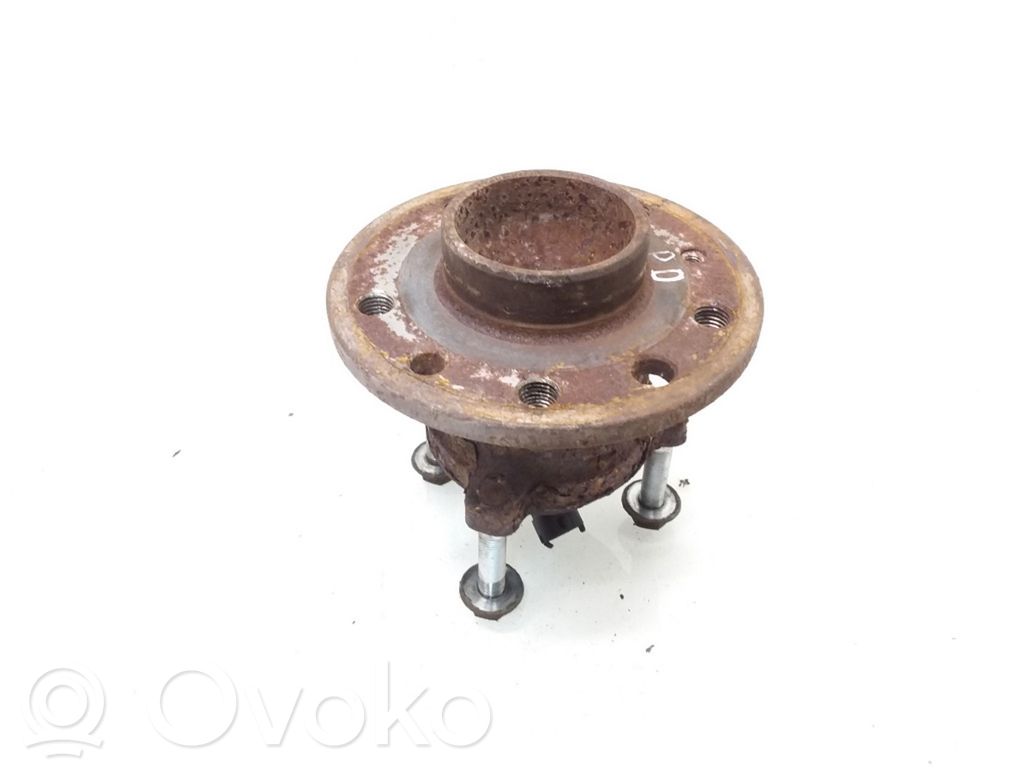 Cubo de rueda trasera