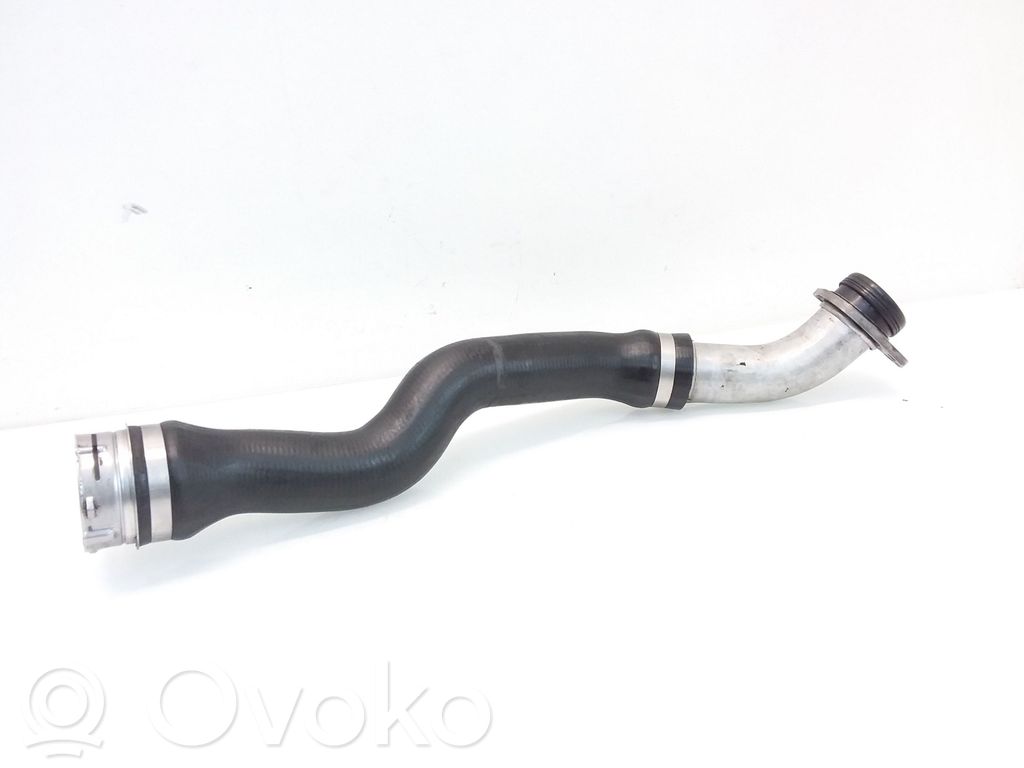 BMW 7 E65 E66 Välijäähdyttimen letku 