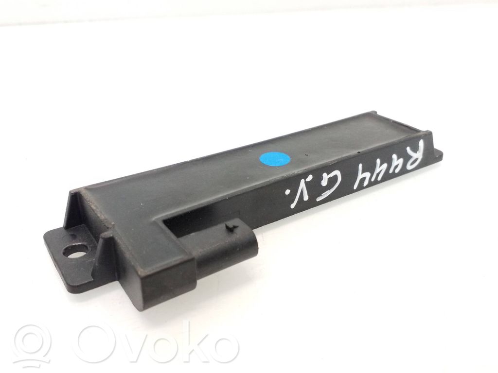 GPS Antenne   104312900B,X12069008R1F