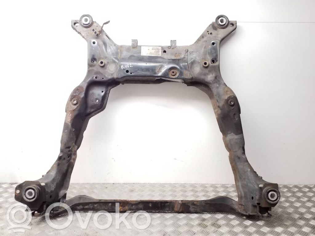 Volvo XC60 Priekinis traversas 