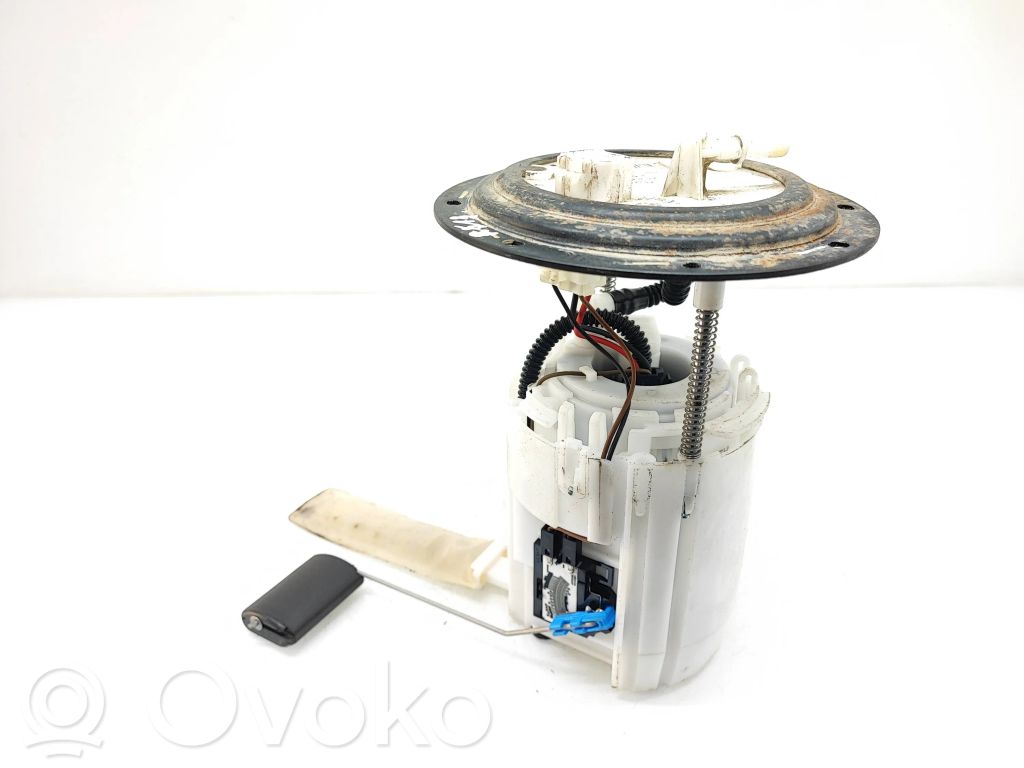 Bomba interna de combustible   31110A2000,1000E94159,K1U0364RB