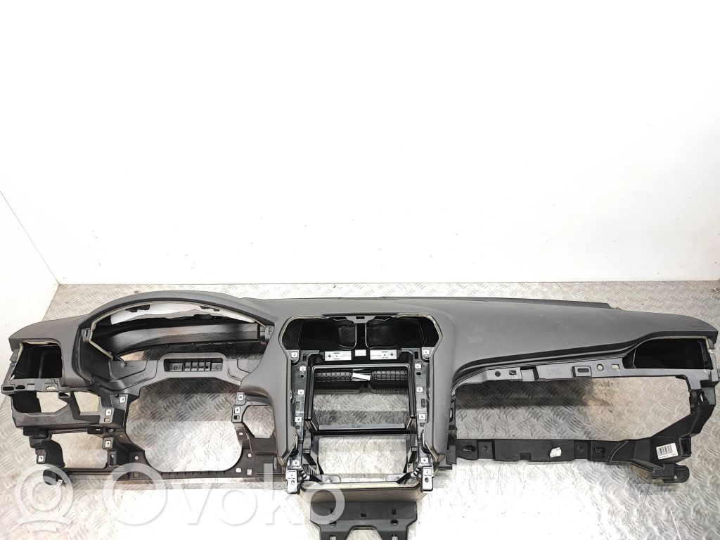 Ford Mondeo MK V Panel de instrumentos 