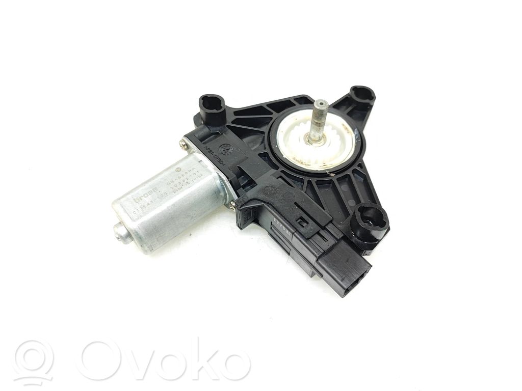 Volvo V40 Rear door window regulator motor 