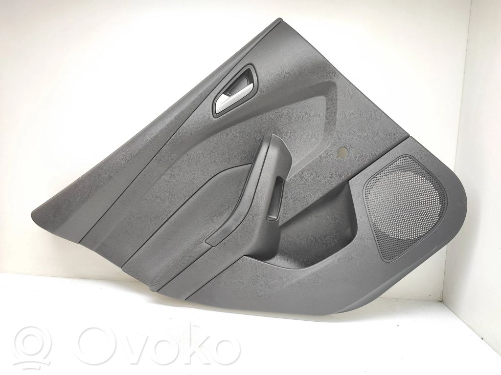 Ford Focus Apšuvums aizmugurējām durvīm 