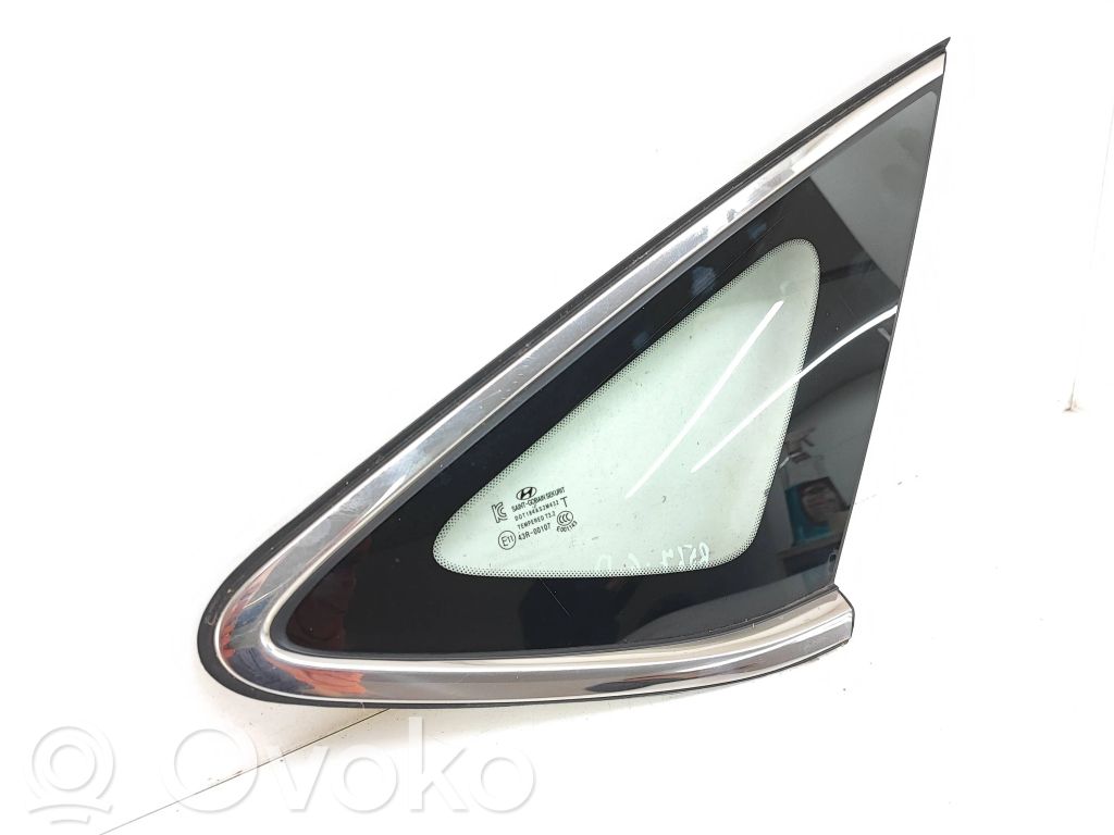 Hyundai i40 Galinis šoninis kėbulo stiklas 