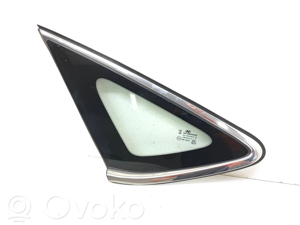 Hyundai i40 Galinis šoninis kėbulo stiklas 