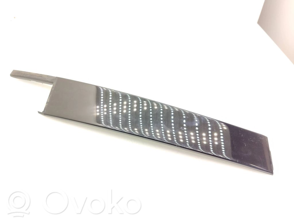Audi A3 S3 8V Front door glass trim molding 