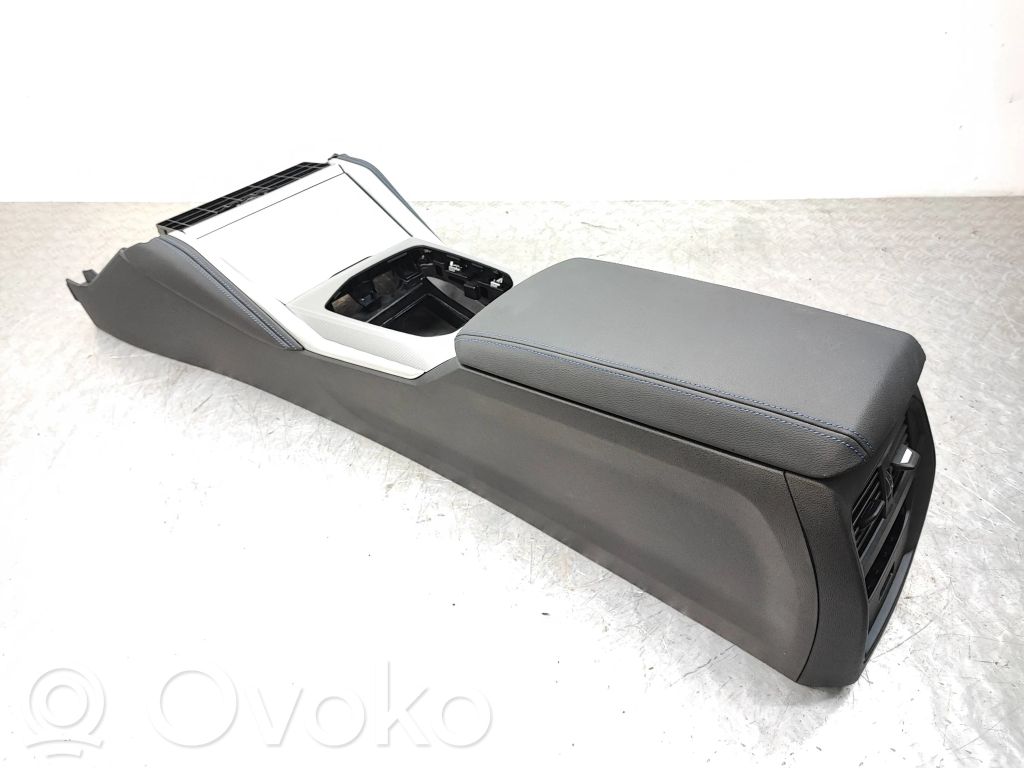 Center console   6806777,58450713,51166806777,106038714C