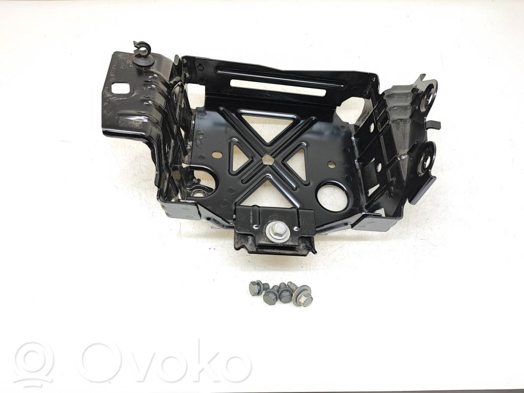 BMW i4 Battery bracket 
