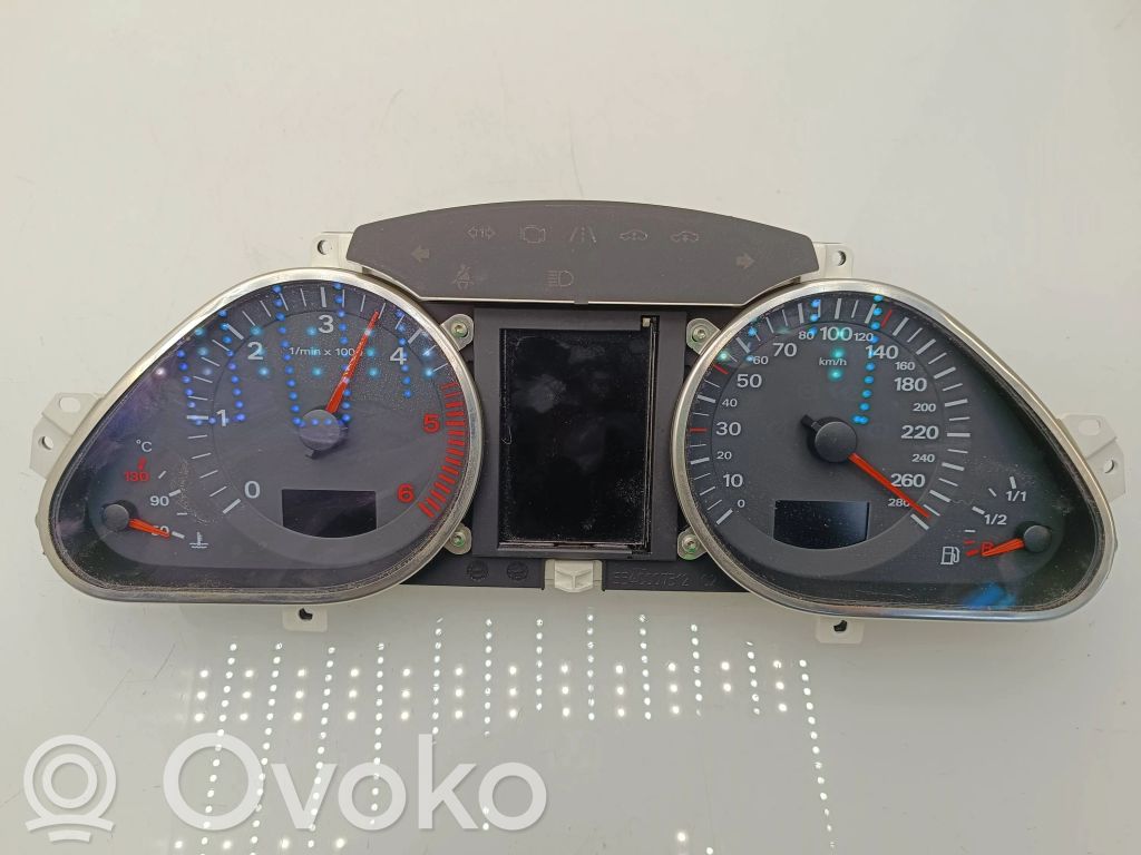 Audi Q7 4L Speedometer (instrument cluster) 