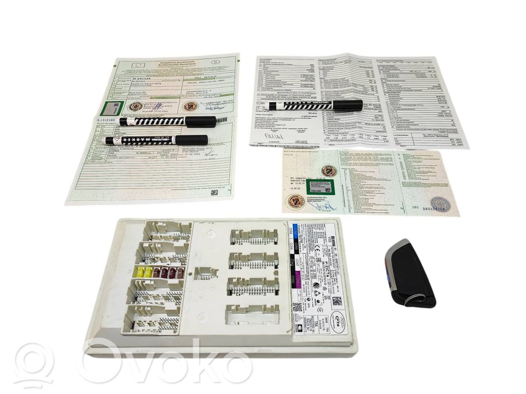Komputer / Sterownik ECU i komplet kluczy   5A67AF1,5A86B93,5A40689,355A67AF101,61355A86B93,61355A9C915,61355B31359