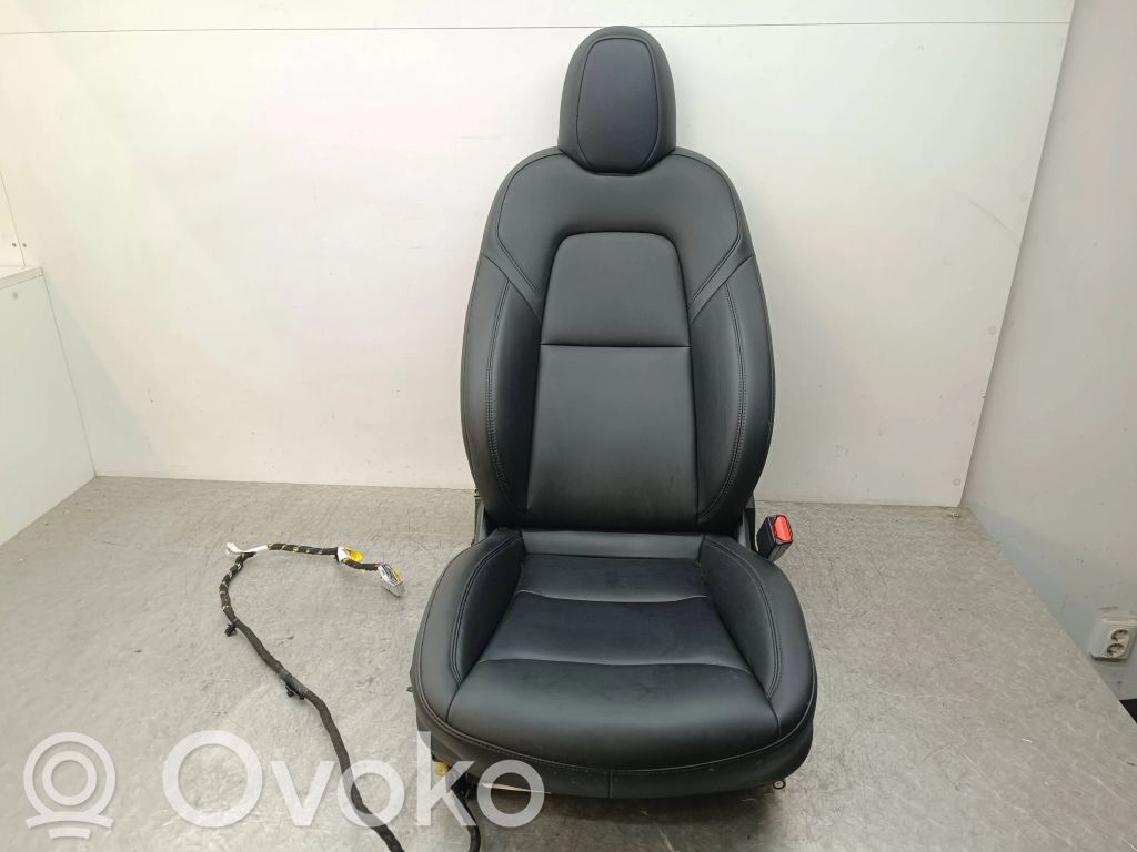 Fotel przedni pasażera   1456943SNE,GFB223400002A2,GE3BGA1CC27214,7654324E1A