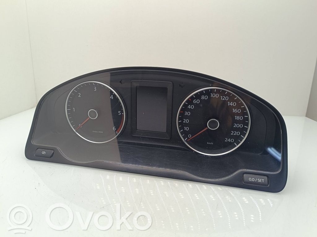 Volkswagen Transporter - Caravelle T5 Tachimetro (quadro strumenti) 