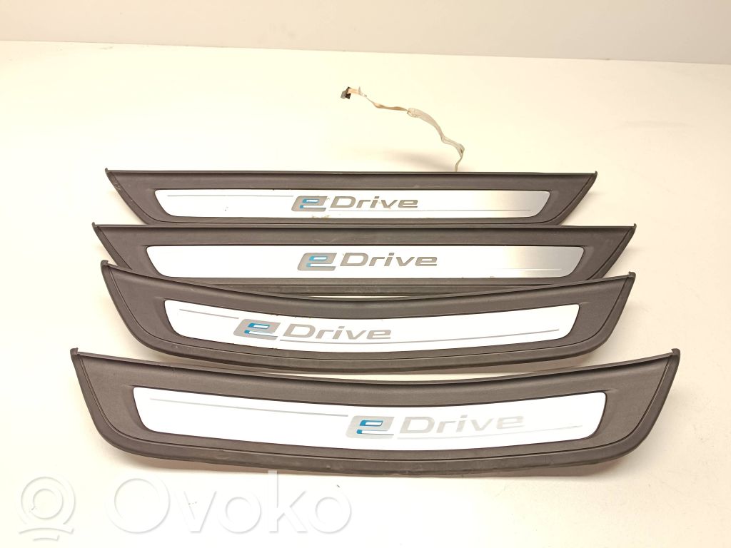 BMW 5 G30 G31 G38 Listwa progowa przednia 