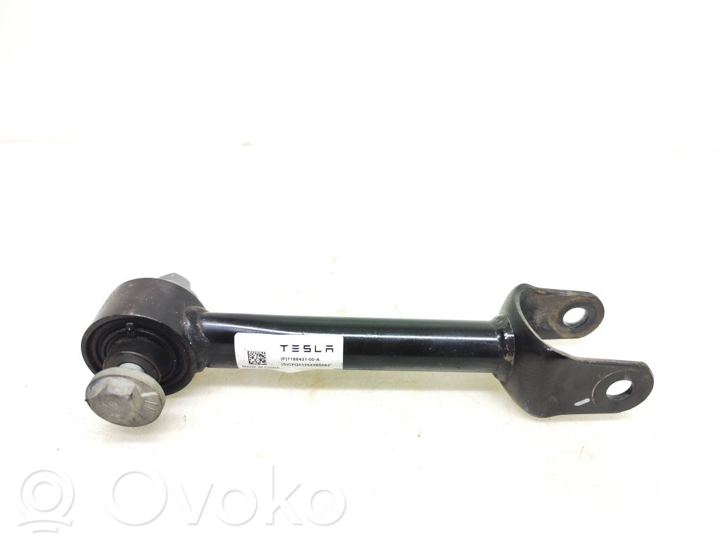 Tesla Model Y Рычаг 