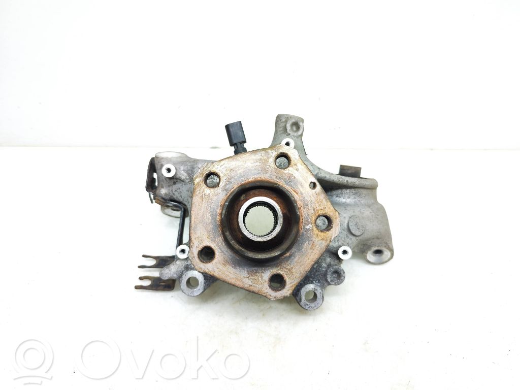 Audi A4 S4 B9 Aizmugurē riteņa rumbas vārpstas šarnīrs (stupica, capfa) 