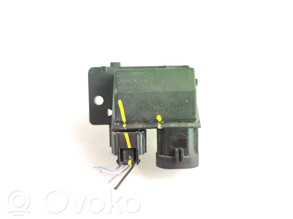 Dacia Sandero II Coolant fan relay 