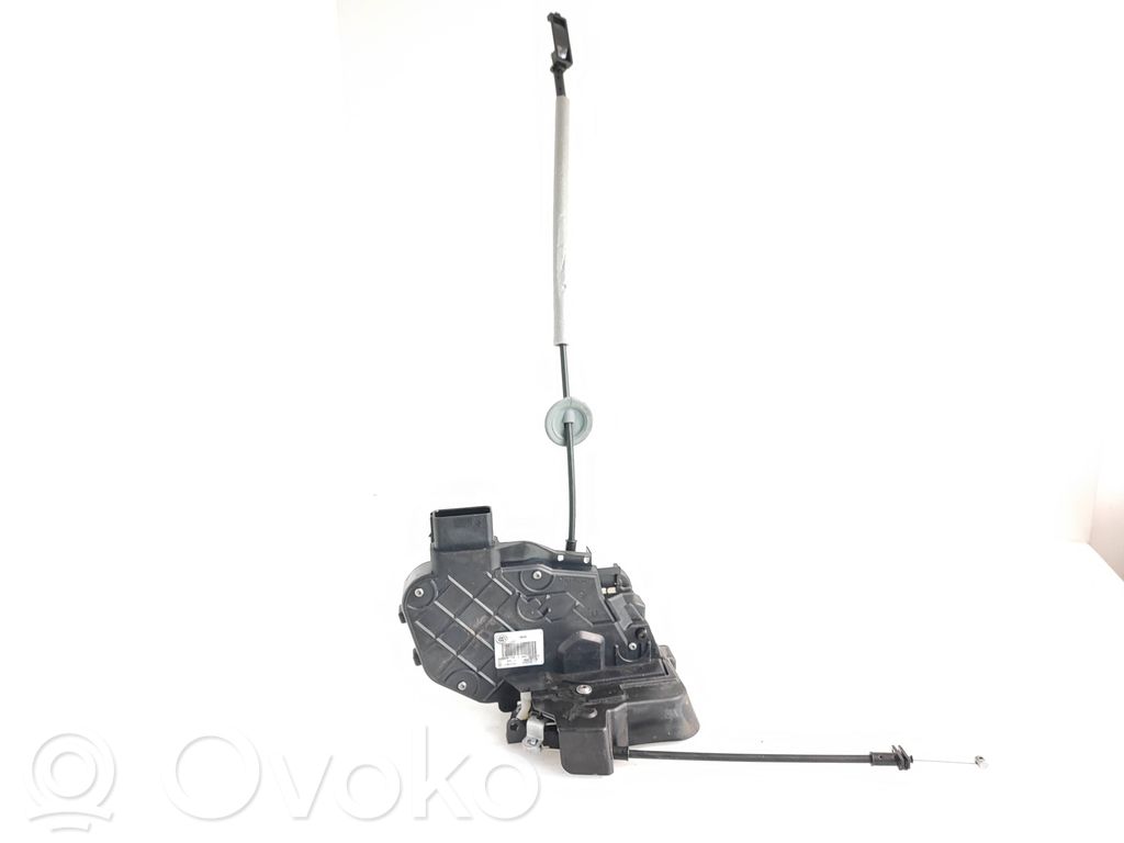 Volvo V70 Rear door lock 