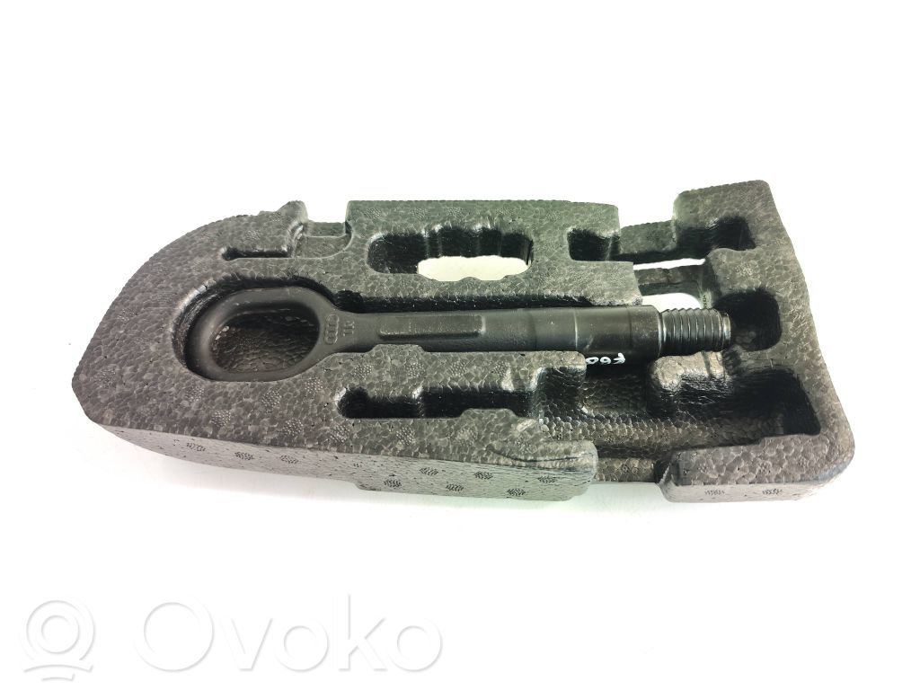 Anillo de remolque   10A012115C,4H0805615A