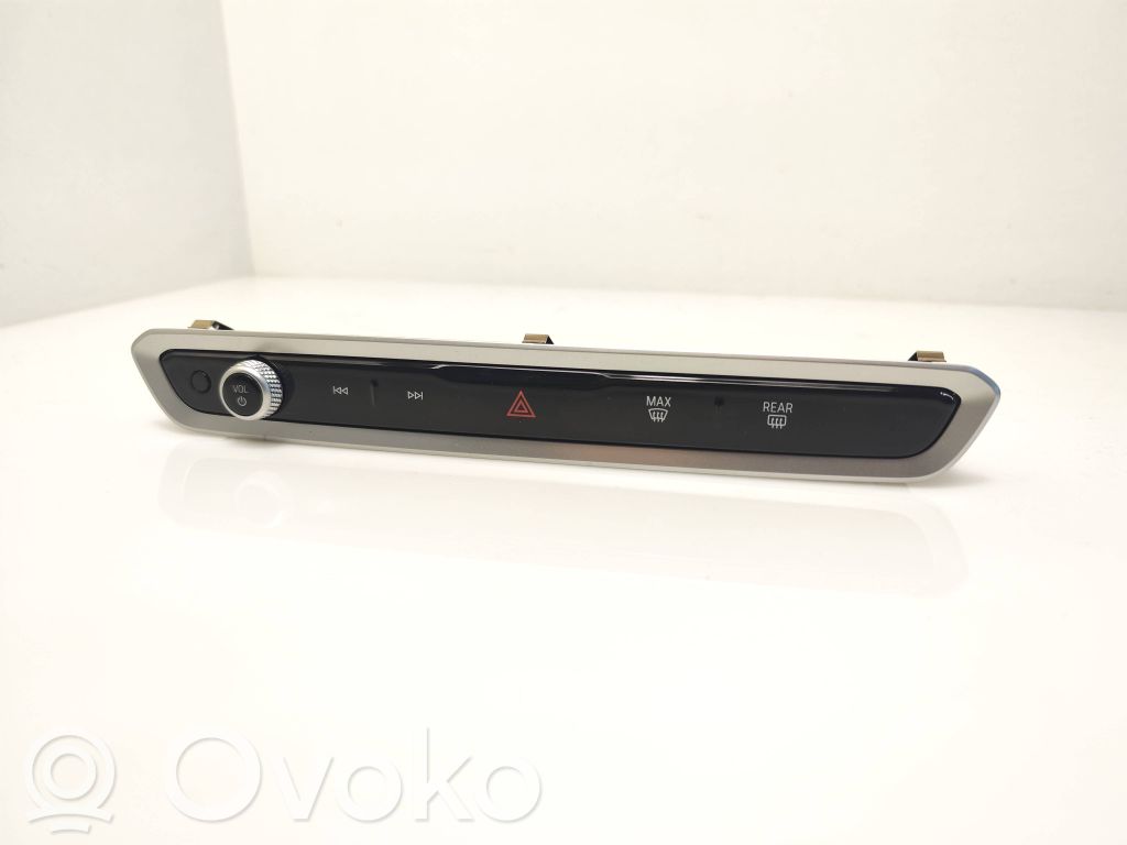 BMW X5 G05 Panel radia 