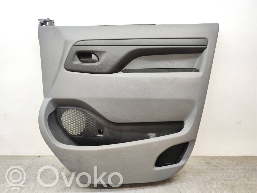 Toyota Proace Etuoven verhoilu 