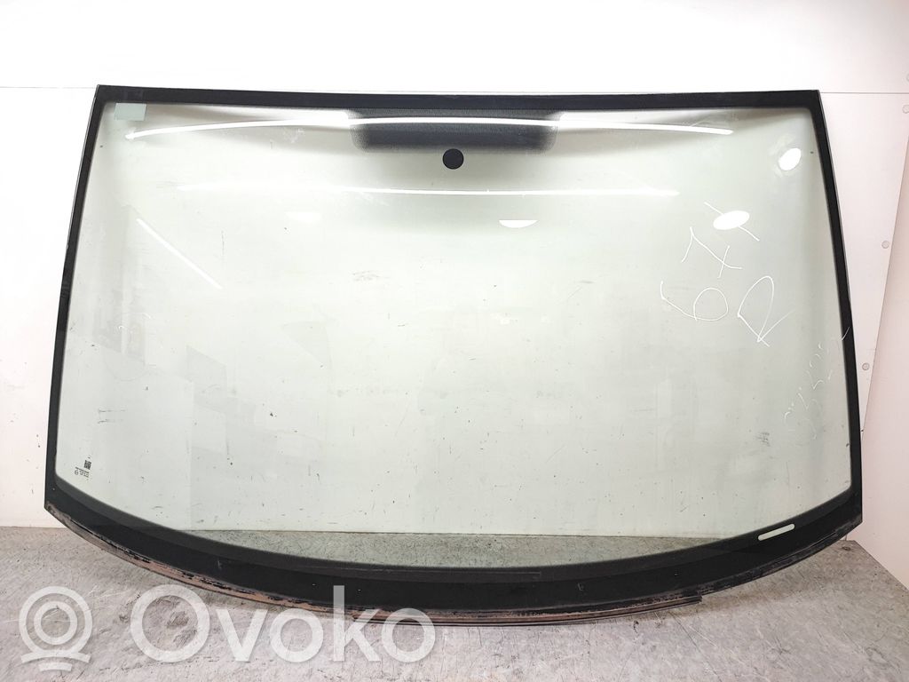 Volkswagen Transporter - Caravelle T5 Front windscreen/windshield window 