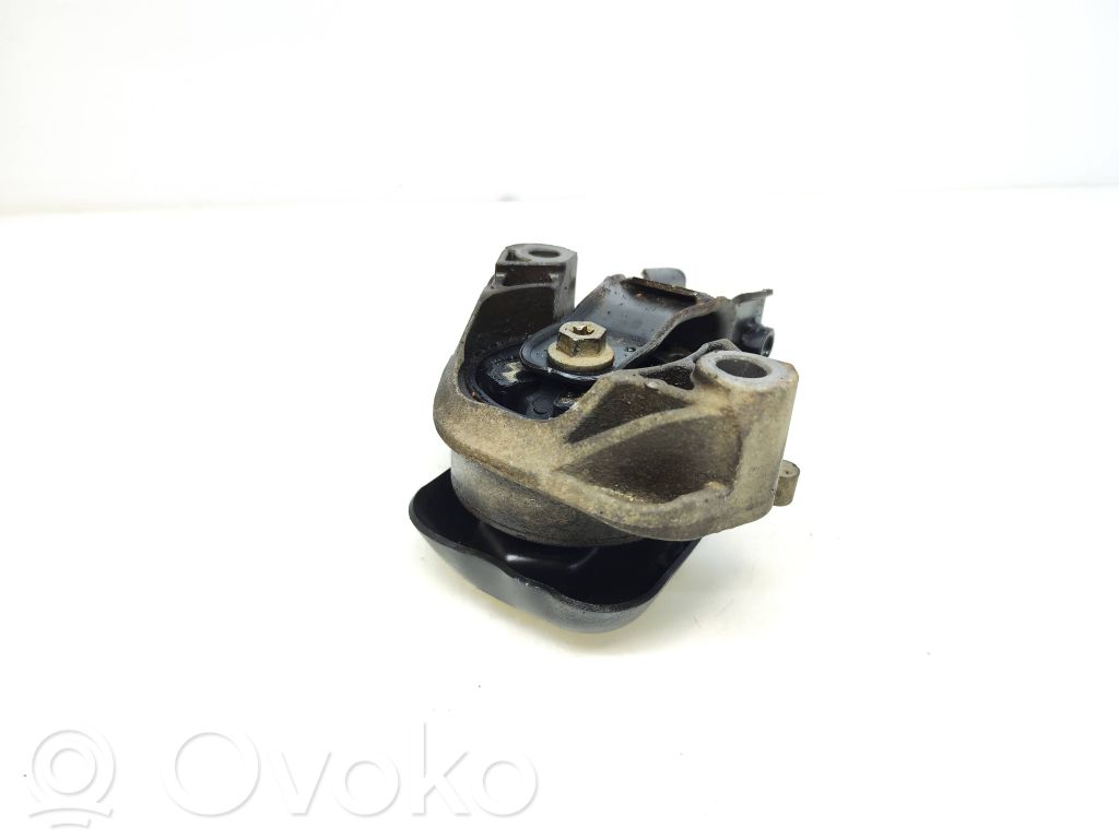 Toyota Proace Engine mount bracket 