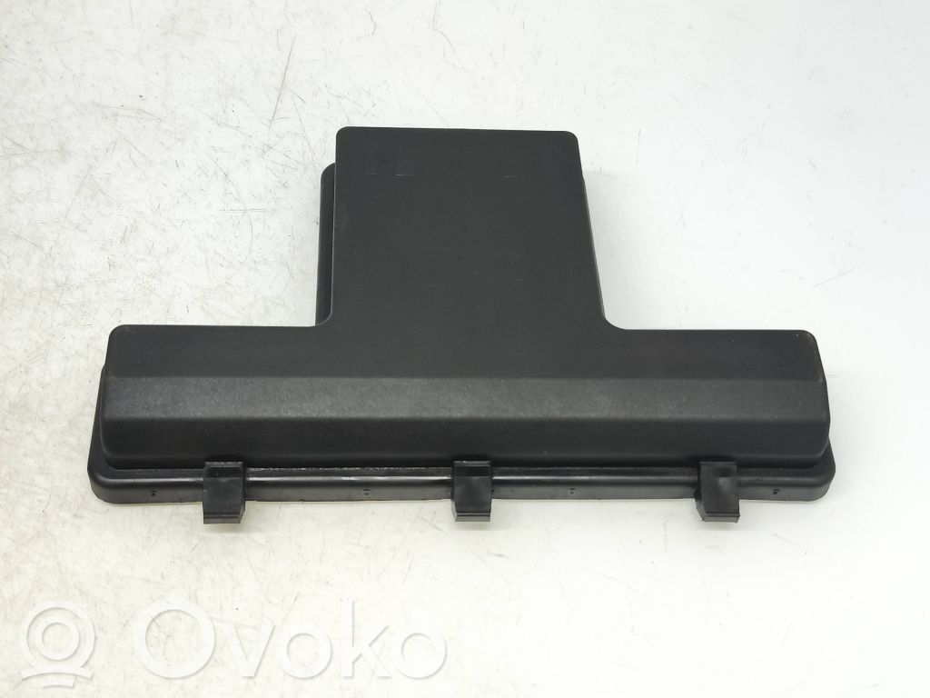 Ford Mondeo MK V Tapa de caja de fusibles 