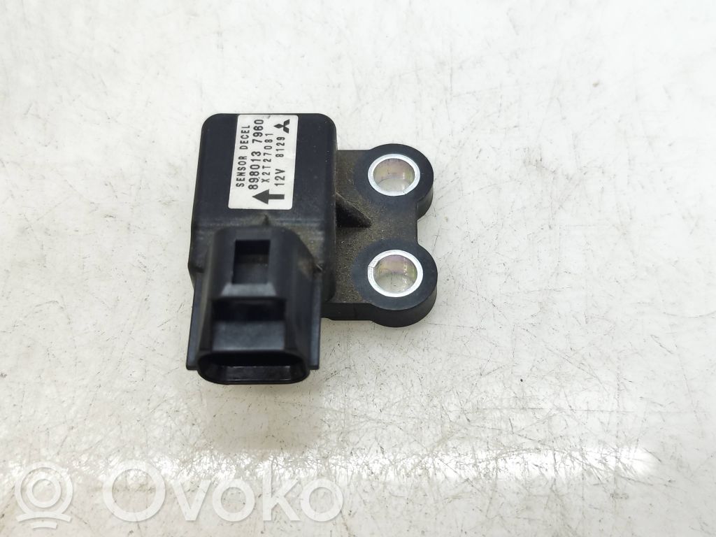 Isuzu D-Max Airbag deployment crash/impact sensor 
