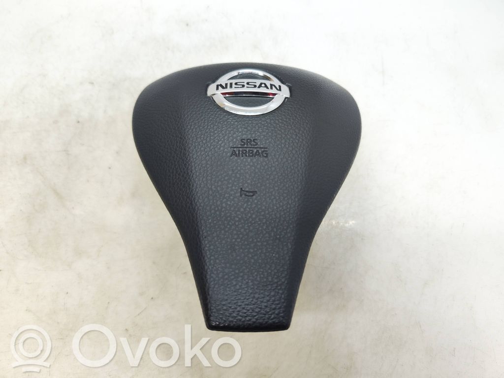 Nissan Qashqai Steering wheel airbag 