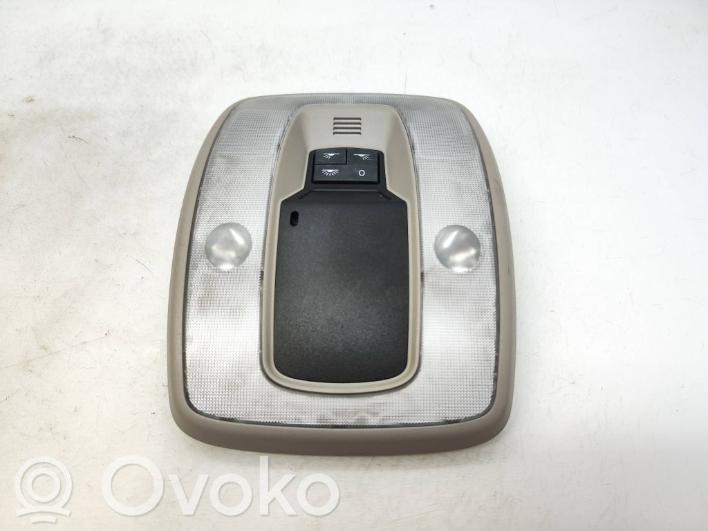 Front seat light   39819989