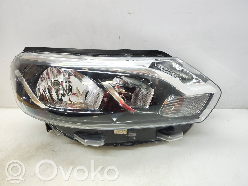 Toyota Proace Lampa przednia 