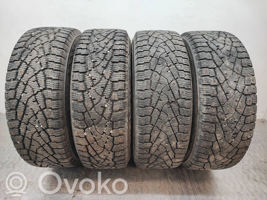 Toyota Proace Pneus d’hiver R16 C à crampons