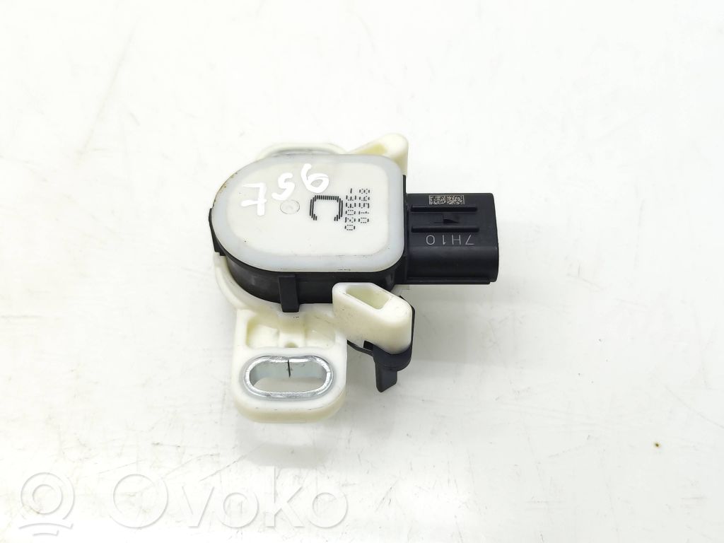 Toyota Yaris Czujnik pedału hamulca / stopu 