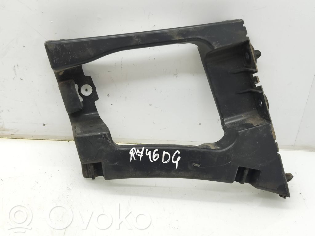 Peugeot Expert Soporte de montaje del parachoques trasero 