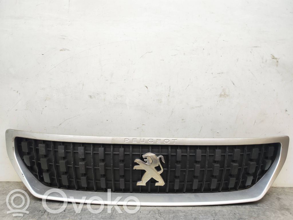 Peugeot Expert Maskownica / Grill / Atrapa górna chłodnicy 