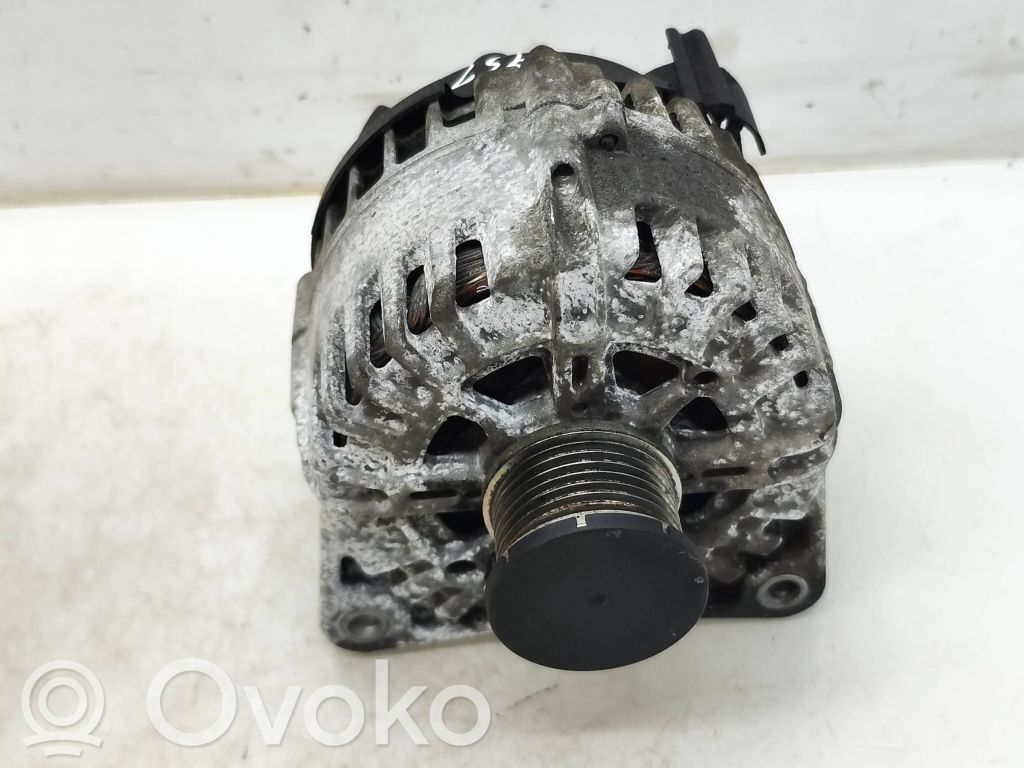 Renault Trafic III (X82) Alternator 