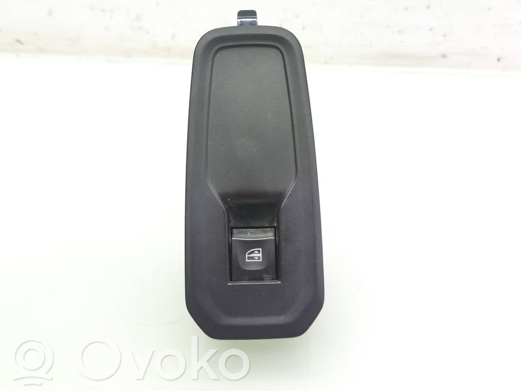Renault Trafic III (X82) Interruptor del elevalunas eléctrico 