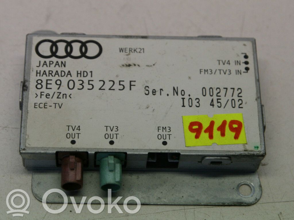 Audi A4 S4 B6 8E 8H Wzmacniacz anteny 