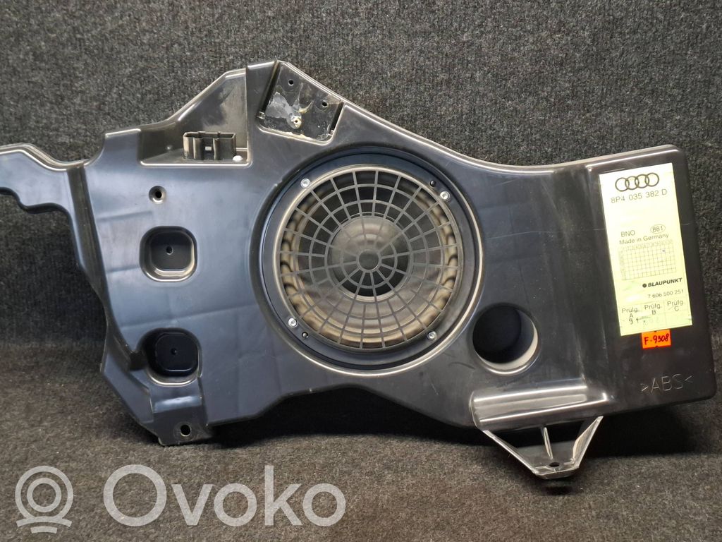 Audi A3 S3 8P Subwoofer 
