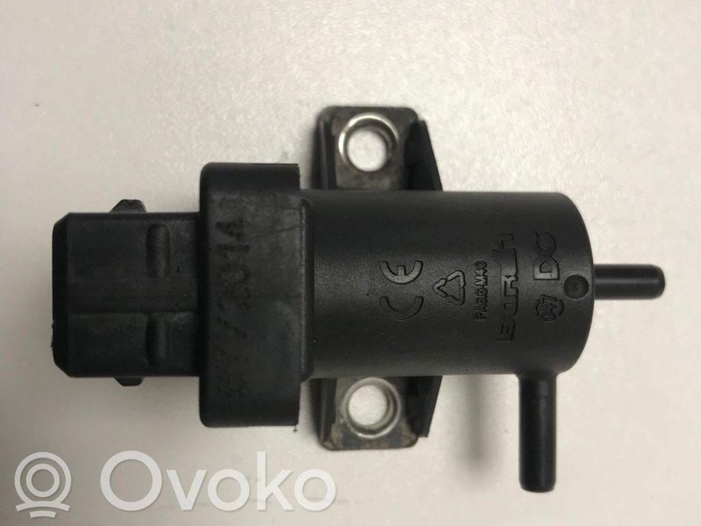 Válvula de vacío (Usadas)   8200762162,8200762162