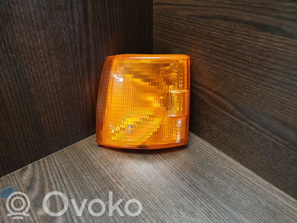Volkswagen Transporter - Caravelle T4 Front indicator light 