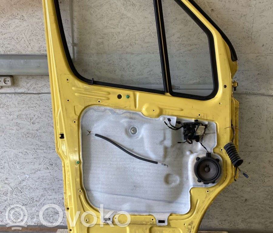 Mercedes-Benz Sprinter W906 Portiera anteriore 