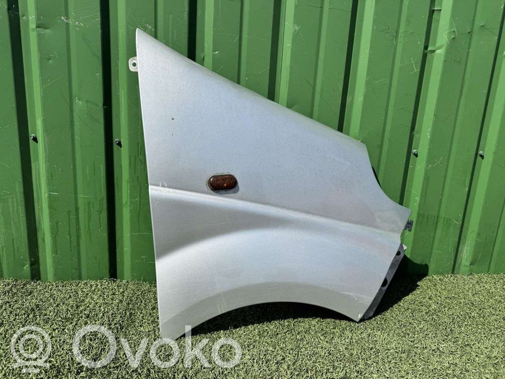 Opel Vivaro Sparnas 