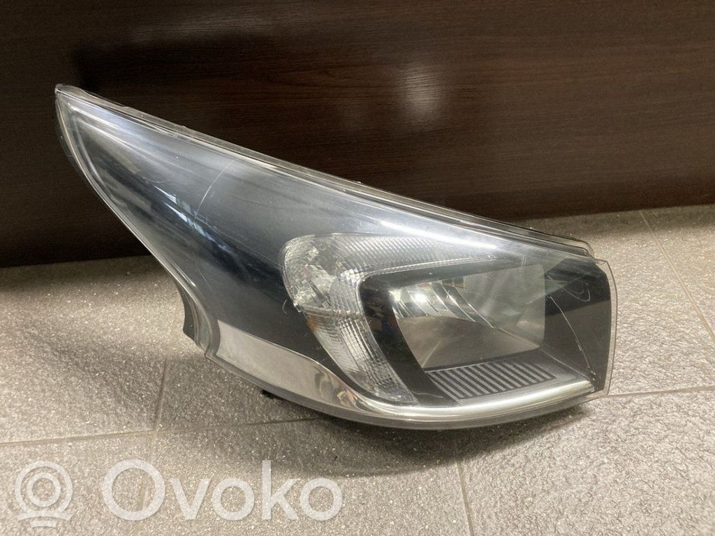 Opel Vivaro Scheinwerfer 