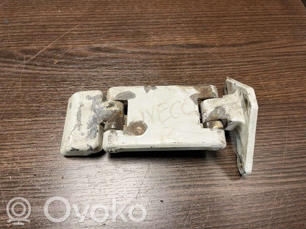 Iveco Daily 3rd gen Loading door upper hinge 