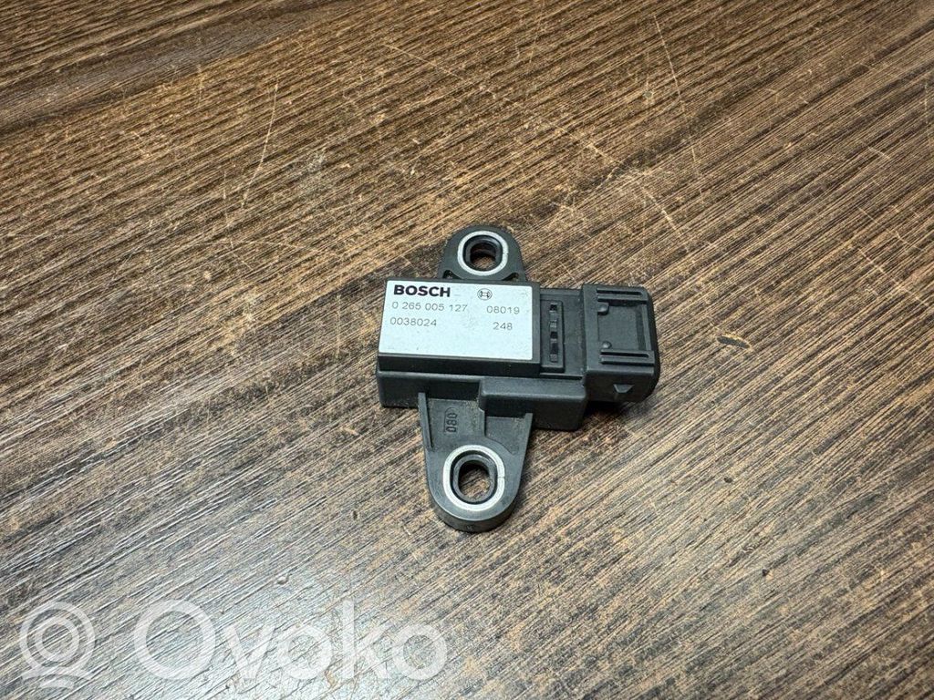 Iveco Daily 3rd gen Vakaajan pitkittäiskiihtyvyystunnistin (ESP) 