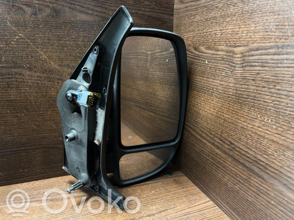 Renault Master II Front door electric wing mirror 