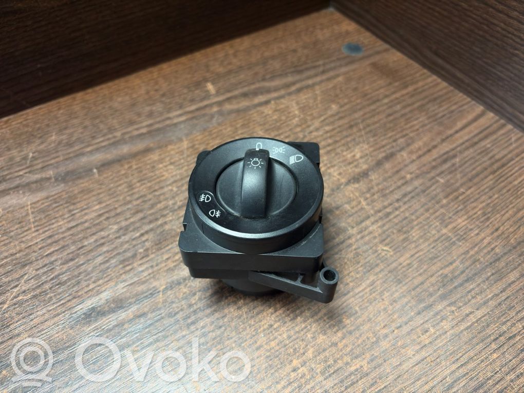 Mercedes-Benz Sprinter W906 Interruptor de luz 