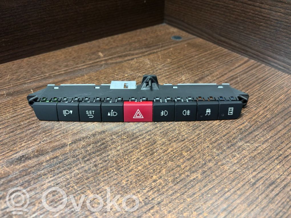 Iveco Daily 3rd gen Zestaw przełączników i przycisków 